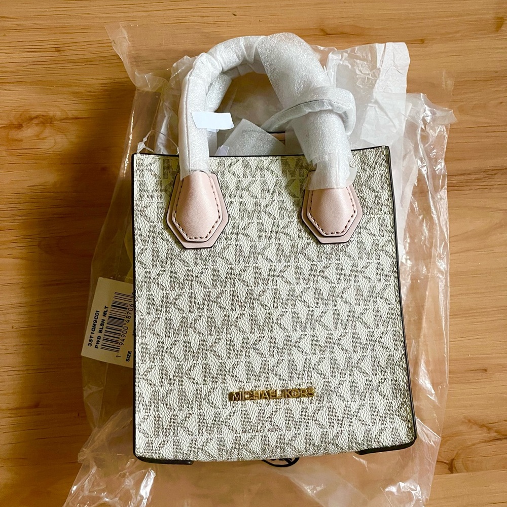 Michael Kors Mercer Extra-Small Logo and Leather Crossbody Bag Powder Pink - Picture 4 of 5